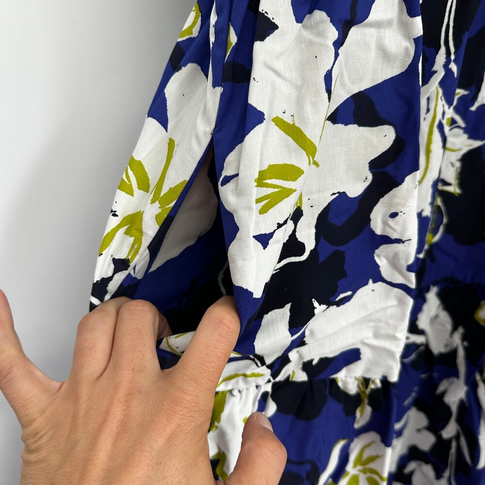 EVEREVE NWT Emmie Ruched Blue White Bold Floral Dress // XS - Picture 5 of 12